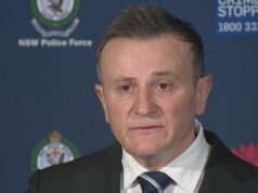 Cartomante e filha acusadas de fraude de US$ 70 milhões Cartomante e filha acusadas de fraude de US$ 70 milhões