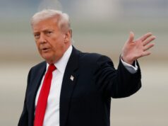 Casa Branca explora dividendos tarifários de US$ 2.000; especialistas em orçamento estão céticos Casa Branca explora dividendos tarifários de US$ 2.000; especialistas em orçamento estão céticos