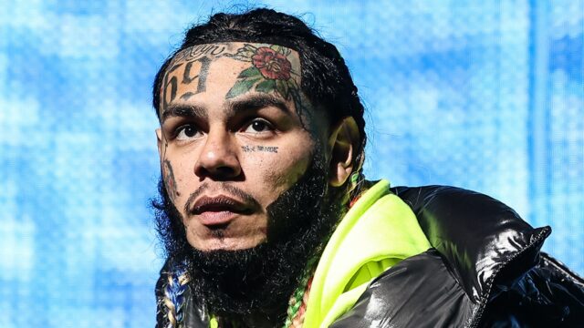 Casa de Tekashi 6ix9ine invadida por 4 homens armados, mãe tekashi 69 getty 1