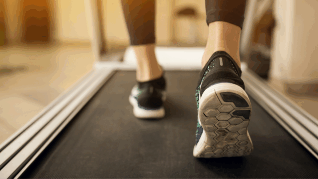 Cinco dos melhores canais de caminhada guiada no YouTube
