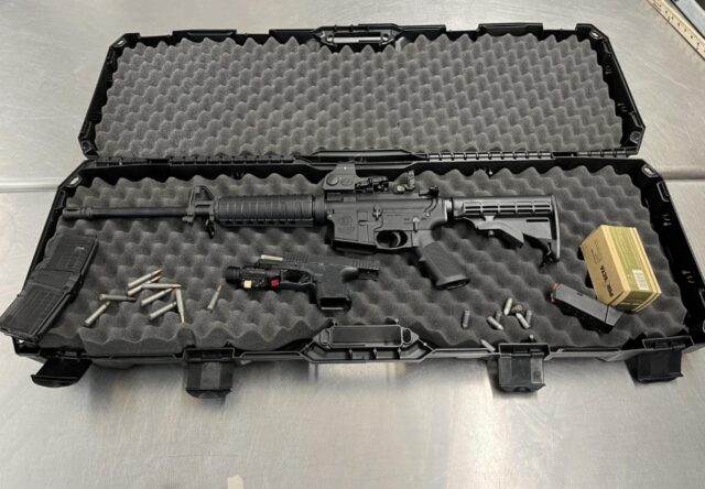 Cinco presos em conexão com roubo em casa em San Cinco presos em conexão com roubo em casa em San Jose