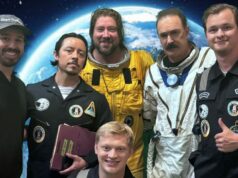 Cineastas de ‘Milk & Serial’ e ‘Obsession’ lançam nova comédia no YouTube ‘Fly Me to the Earth’ (EXCLUSIVO) Cineastas de 'Milk & Serial' e 'Obsession' lançam nova comédia no YouTube 'Fly Me to the Earth' (EXCLUSIVO)