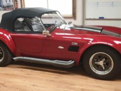 Clássico conversível de US$ 120 mil roubado de casa vitoriana Clássico conversível de US$ 120 mil roubado de casa vitoriana