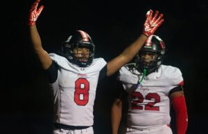 Clayton Valley derrota Campolindo por pouco atrás dos dois touchdowns de Luckey Clayton Valley derrota Campolindo por pouco atrás dos dois touchdowns de Luckey