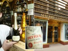 Clientes da loja de vinhos Sherry-Lehmann de Nova York finalmente recuperando seu vinho – incluindo um estoque de Bordeaux no valor de US$ 80 mil Clientes da loja de vinhos Sherry-Lehmann de Nova York finalmente recuperando seu vinho – incluindo um estoque de Bordeaux no valor de US$ 80 mil