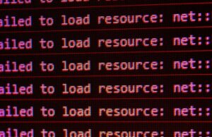 Cloudflare explica o erro que derrubou grandes partes da internet ontem Cloudflare explica o erro que derrubou grandes partes da internet ontem | Foto aproximada de uma mensagem de erro meramente ilustrativa