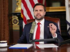 Colaborador: A direita ri de seus próprios infratores e se ofende com a esquerda Yahoo news home