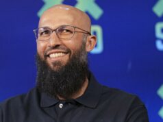 Colocar corridas no tabuleiro para os jogadores defenderem definirá a série Índia-África do Sul, diz Amla Colocar corridas no tabuleiro para os jogadores defenderem definirá a série Índia-África do Sul, diz Amla