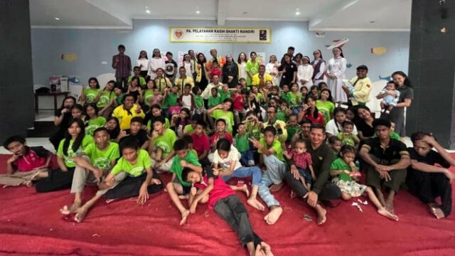 Como a juventude católica comemora o 80º aniversário e leva Como a juventude católica comemora o 80º aniversário e leva alegria ao orfanato