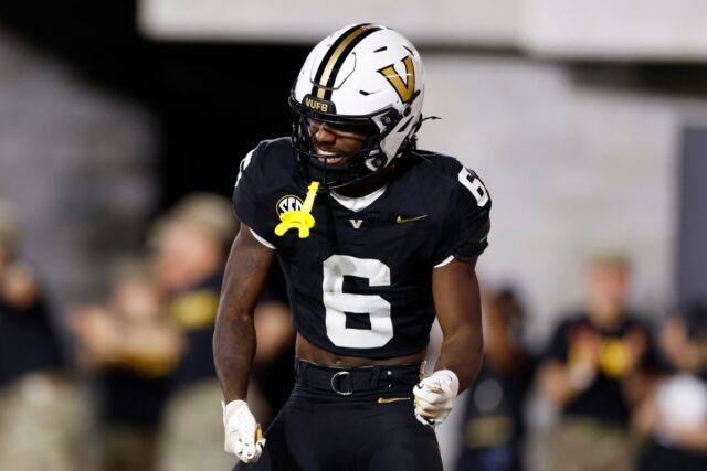 Como assistir Kentucky x Vanderbilt: transmissão ao vivo de futebol Como assistir Kentucky x Vanderbilt: transmissão ao vivo de futebol universitário da NCAA, canal de TV