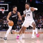 Como assistir Spurs vs Suns: transmissão ao vivo da NBA, canal de TV