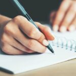 Como começar o dia com um 'despejo cerebral' pode torná-lo mais produtivo