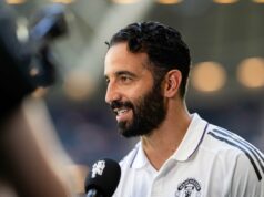 Como o Man Utd começa em 2025/26 após 10 jogos em comparação com cada uma das últimas 20 temporadas ícone de correio