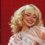 Como o fotógrafo pessoal de Sabrina Carpenter captura a evolução da estrela pop