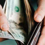 Condado de Cook, em Illinois, torna permanente o programa de renda básica garantida