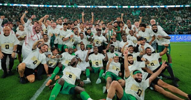 Foto externa do estádio Lusail.