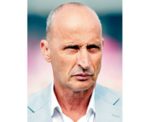 Copa do Mundo Feminina ODI 2025: Nasser Hussain elogia o desempenho de Shafali na final Copa do Mundo Feminina ODI 2025: Nasser Hussain elogia o desempenho de Shafali na final