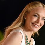 Katie Holmes na festa de gala de 2024 da Roundabout Theatre Company, realizada no Ziegfeld Ballroom em 4 de março de 2024 na cidade de Nova York.