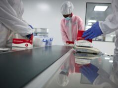 Cortes de financiamento internacional perturbaram a resposta global ao VIH, diz relatório da ONU Cortes de financiamento internacional perturbaram a resposta global ao VIH, diz relatório da ONU