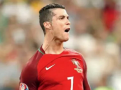 Cristiano Ronaldo expulso na vitória da Irlanda sobre Portugal por 2-0 Cristiano Ronaldo expulso na vitória da Irlanda sobre Portugal por 2-0