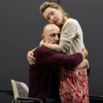 Crítica da Broadway de 'Édipo': Mark Strong e Lesley Manville cometem os mesmos velhos erros