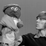 Danny Seagren, marionetista da 'Vila Sésamo' que também foi o primeiro Homem-Aranha da TV, morre aos 81 anos