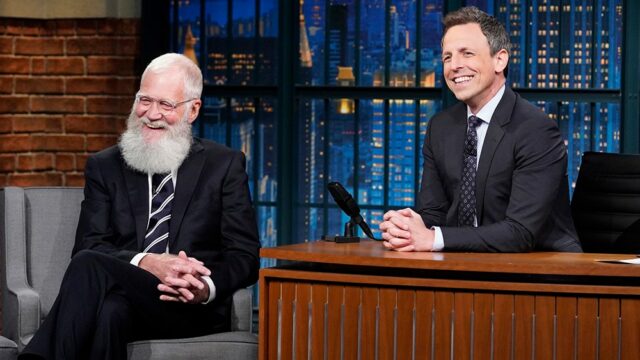 David Letterman diz que 'nunca esteve tão orgulhoso' de Seth Meyers em meio aos apelos de Trump para demitir o apresentador da madrugada: O presidente é 'nosso ditador' e é uma 'maravilha de idiotice'
