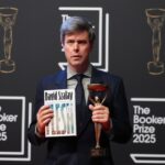 LONDRES, INGLATERRA - 10 DE NOVEMBRO: David Szalay, vencedor do Booker Prize 2025, autor de