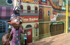 De caixas cegas a bonecos de ação, brinquedos ‘Zootopia 2’ são vendidos rapidamente on-line logo após a estreia do filme nas grandes bilheterias Disney Zootopia 2 Pequeno Livro Dourado