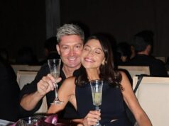 Dê uma olhada na nova casa de Michael Clarke, com seis quartos e US$ 20 milhões, em Vaucluse, enquanto o ex-capitão do teste entra para rebater o batedor abatido Dê uma olhada na nova casa de Michael Clarke, com seis quartos e US$ 20 milhões, em Vaucluse, enquanto o ex-capitão do teste entra para rebater o batedor abatido