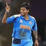 Deepti Sharma recebe as boas-vindas de herói em Agra com um roadshow de 10 km após o triunfo da Índia na Copa do Mundo Feminina ODI