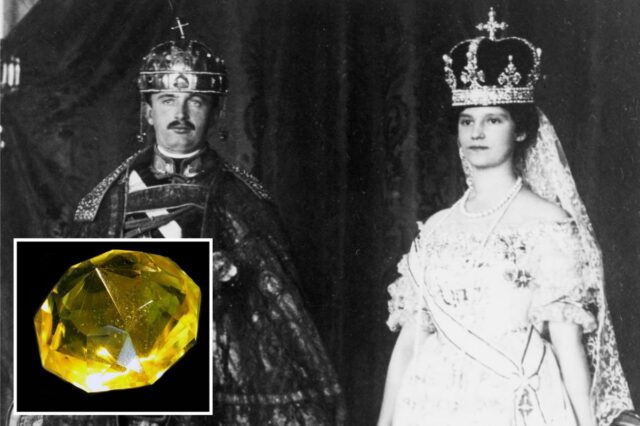 Diamante real austríaco que se pensava estar perdido há mais Réplica em vidro do Diamante Florentino Amarelo.