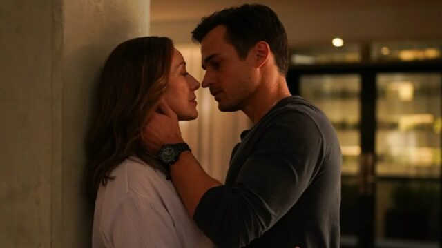 'Doc' Boss explica a reunião romântica do final do outono 'Doc' Boss explica a reunião romântica do final do outono e aquele momento de angústia ameaçador: 'Out for Blood' de Charlie