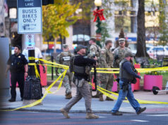 Dois membros da Guarda Nacional da Virgínia Ocidental baleados em DC morreram O pessoal de emergência isola uma área perto de onde os soldados da Guarda Nacional parecem ter sido baleados, perto da Casa Branca, na quarta-feira, 26 de novembro de 2025, em Washington. (Foto AP/Mark Schiefelbein)
