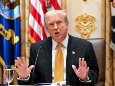 Donald Trump acusado de usar Home Depot para reformas na Casa Branca Donald Trump acusado de usar Home Depot para reformas na Casa Branca