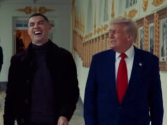 Donald Trump deixa Cristiano Ronaldo e sua noiva Georgina Rodriguez histéricos enquanto a Casa Branca divulga novas imagens Um vídeo da Casa Branca mostra Donald Trump deixando Cristiano Ronaldo histérico
