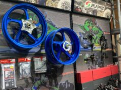 É fácil encontrar as necessidades de sua moto de corrida na IMHAX 2025 É fácil encontrar as necessidades de sua moto de corrida na IMHAX 2025