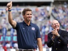 Eli Manning reage ao ‘relatório’ ligando-o a Ole Miss após a partida de Lane Kiffin James Brizuela