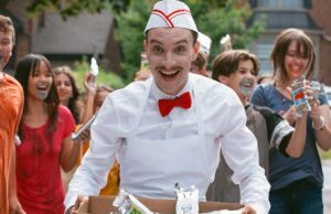 Eli Roth Horror ‘Ice Cream Man’ revela primeiras imagens e elenco, incluindo a estrela de ‘Orphan Black’ Ari Millen (EXCLUSIVO) Eli Roth Horror 'Ice Cream Man' revela primeiras imagens e elenco, incluindo a estrela de 'Orphan Black' Ari Millen (EXCLUSIVO)