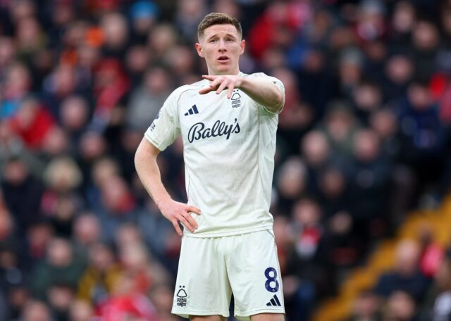 Viv Anderson com camisa do Manchester United