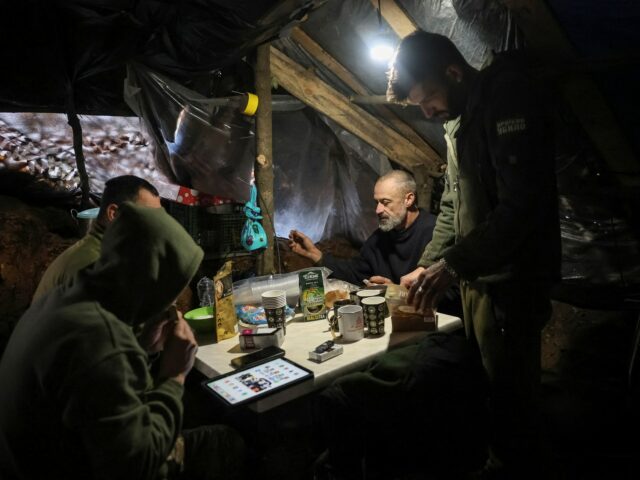 Em Genebra e Pokrovsk, a Ucrânia luta contra o plano INTERATIVO-QUEM CONTROLA O QUE NA UCRÂNIA-1763991698