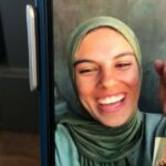 Em 'Put Your Soul on Your Hand and Walk', uma conversa esperançosa é tragicamente interrompida