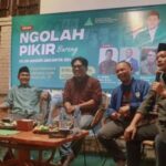 Em relação às palavras de Gus Dur, considera-se que o título de herói de Suharto passou por muitas considerações