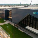 Empresa solar sul-coreana corta salários e horas de trabalho dos trabalhadores da Geórgia enquanto autoridades dos EUA detêm importações