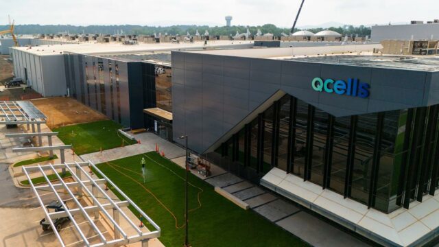 Empresa solar sul-coreana corta salários e horas de trabalho dos Empresa solar sul-coreana corta salários e horas de trabalho dos trabalhadores da Geórgia enquanto autoridades dos EUA detêm importações