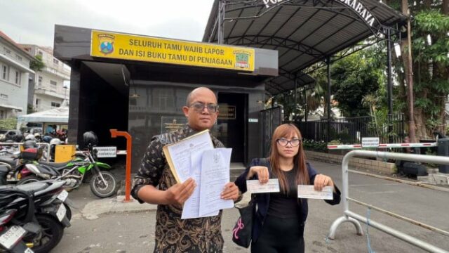 Enganado pelo investimento de IDR 3 bilhões no projeto de Enganado pelo investimento de IDR 3 bilhões no projeto de construção de edifícios FK ITS, relatório de investidores à polícia