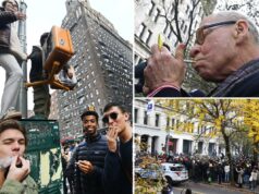 Entre! Mais de 2.000 fumantes se reúnem no Washington Square Park para uma pausa para fumar Entre! Mais de 2.000 fumantes se reúnem no Washington Square Park para uma pausa para fumar