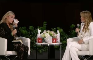 Erika Kirk rezou para estar grávida do terceiro filho de Charlie após tiroteio fatal | Vídeo Erika Kirk rezou para estar grávida do terceiro filho de Charlie após tiroteio fatal | Vídeo