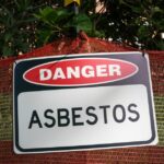 Escolas fechadas em cidade australiana por causa de amianto encontrado em areia colorida