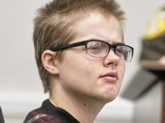 Esfaqueador de ‘homem esguio’ volta à prisão após desaparecimento nos EUA Esfaqueador de 'homem esguio' volta à prisão após desaparecimento nos EUA